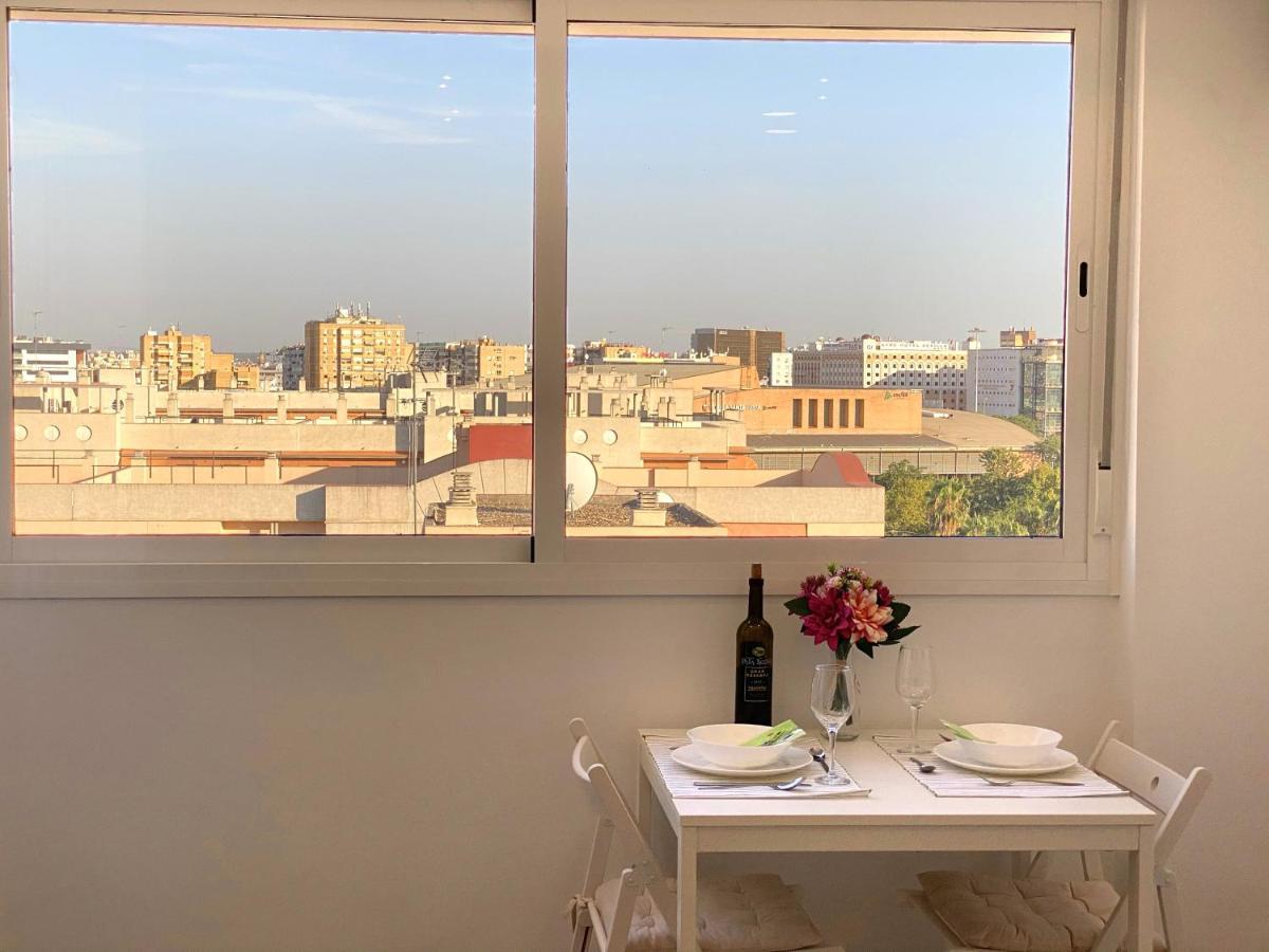 Residencial Santa Justa - Vacacional Sevilla Exterior foto